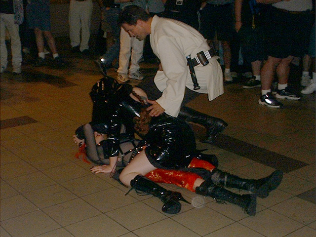 dagger&nun2.jpg